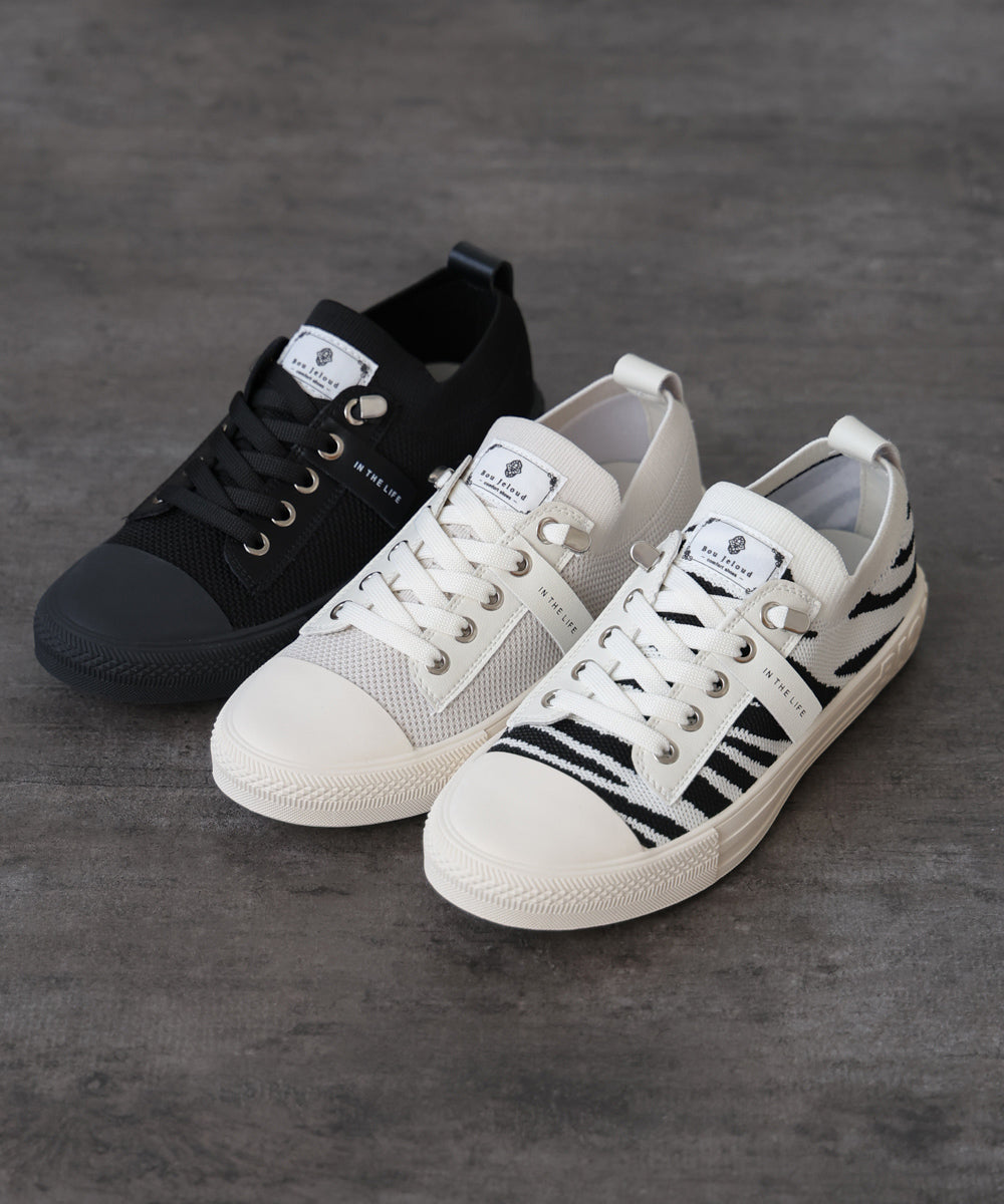 再入荷］GENUINスニーカー