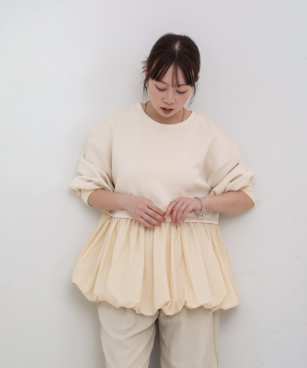 裾バルーンペプラムトップス