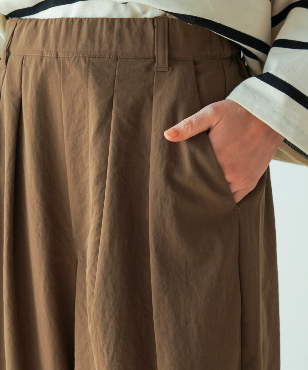 ストレッチテックチノワイドパンツ