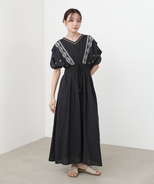 【S・Mサイズ展開】フロント刺繍ウエストシャーリングワンピース