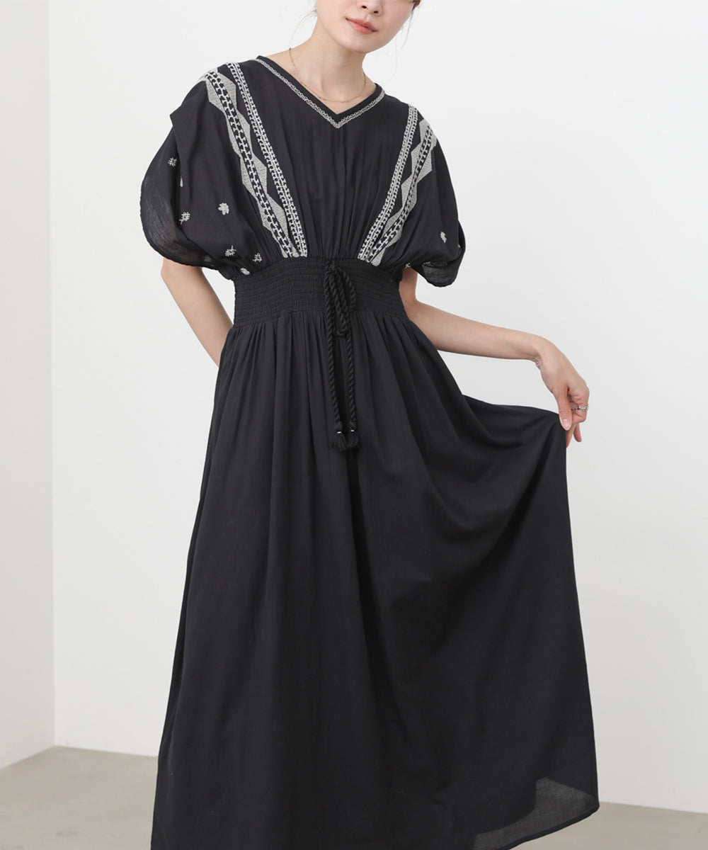 【S・Mサイズ展開】フロント刺繍ウエストシャーリングワンピース