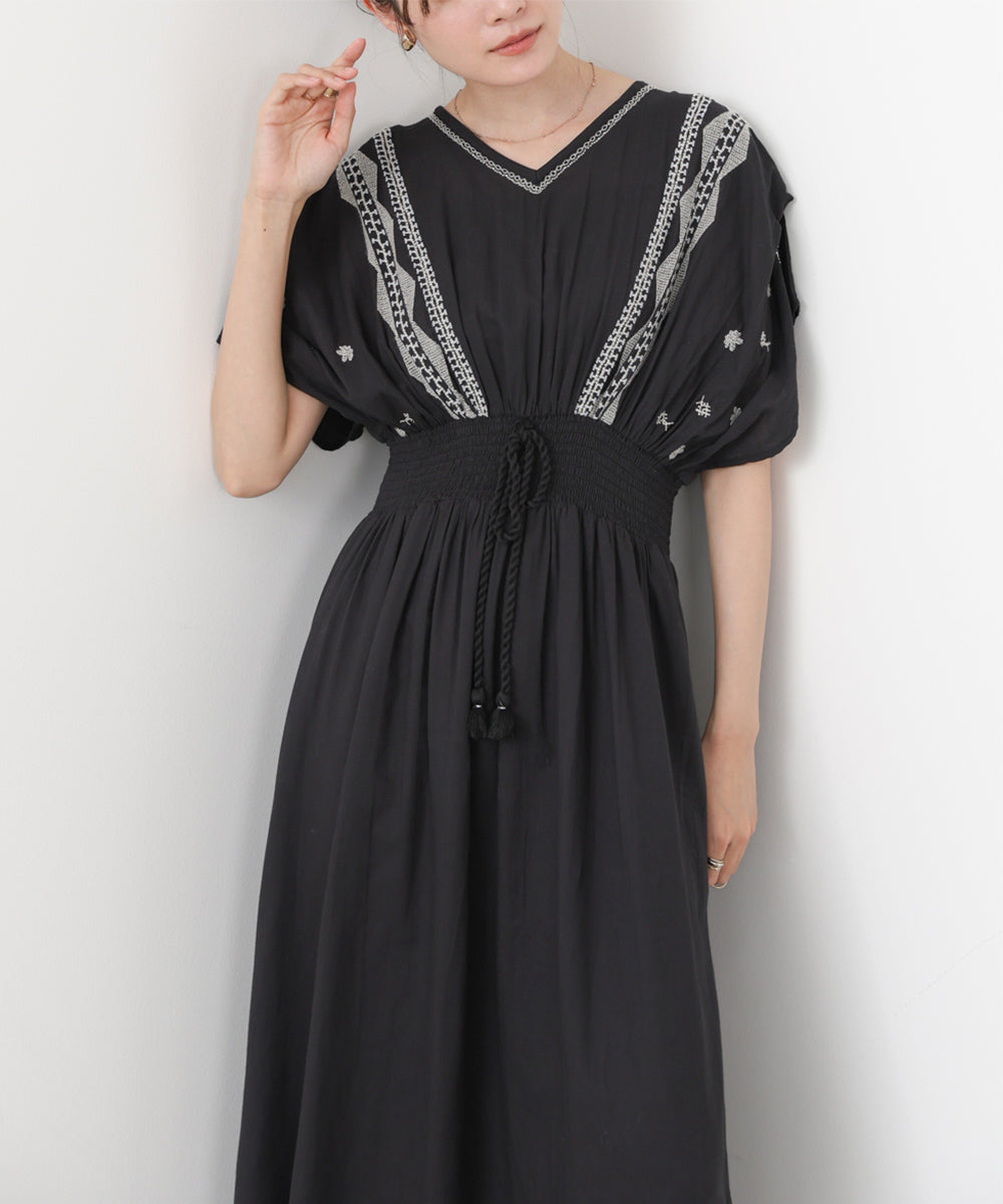 【S・Mサイズ展開】フロント刺繍ウエストシャーリングワンピース