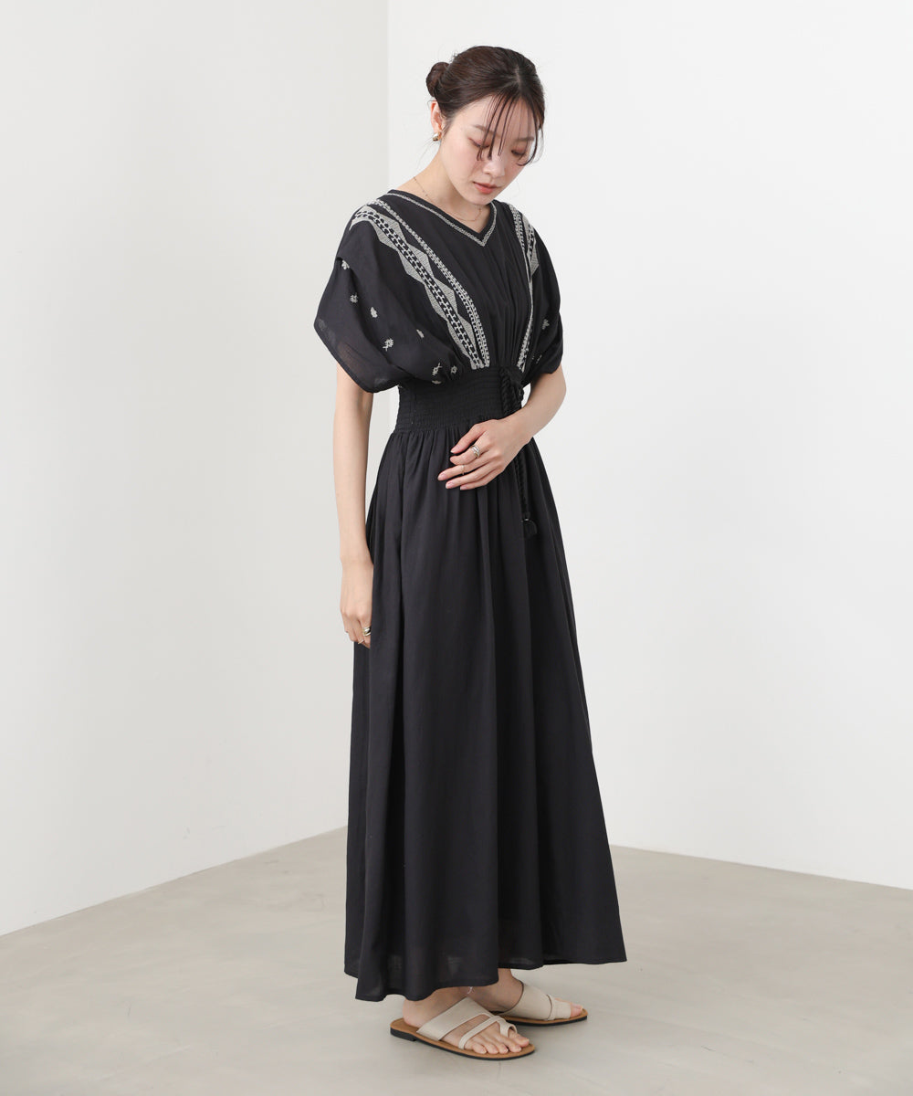 【S・Mサイズ展開】フロント刺繍ウエストシャーリングワンピース