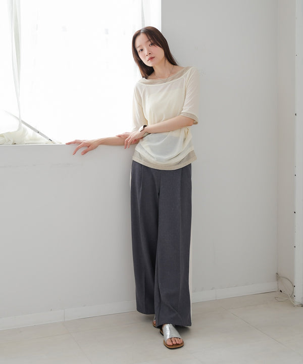 レイヤードオフショル風カットトップス