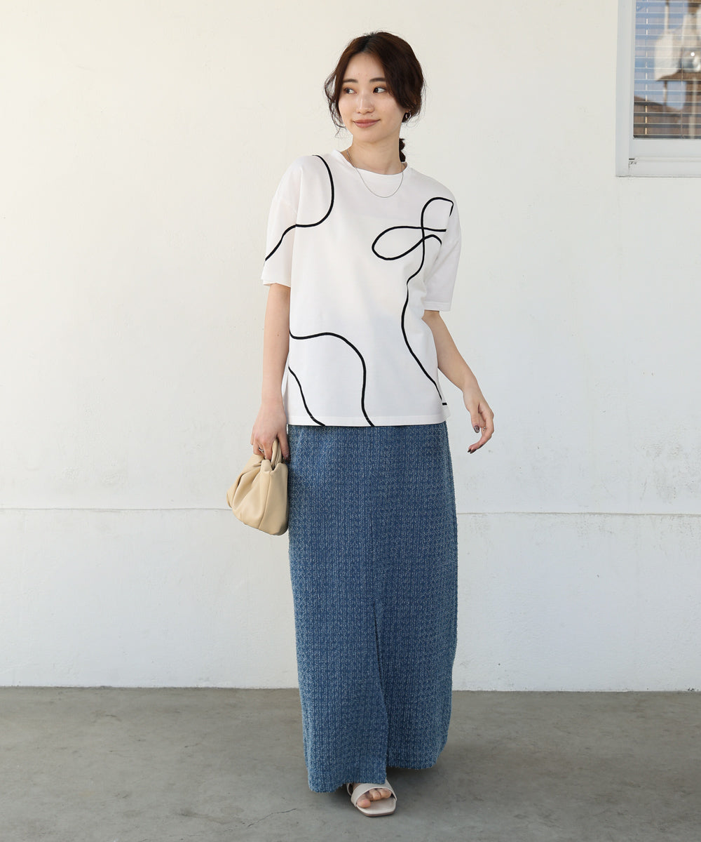 コード刺繡使いＴシャツ