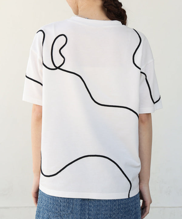 コード刺繡使いＴシャツ
