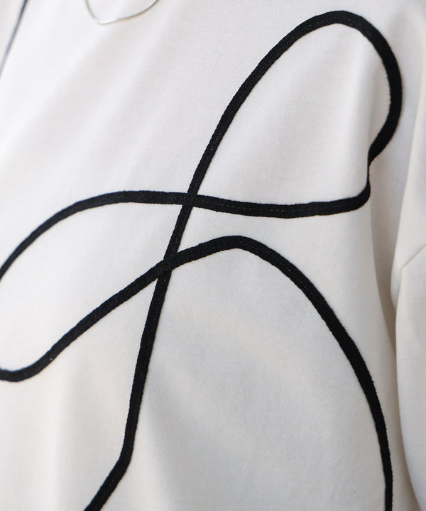 コード刺繡使いＴシャツ