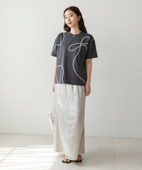コード刺繡使いＴシャツ