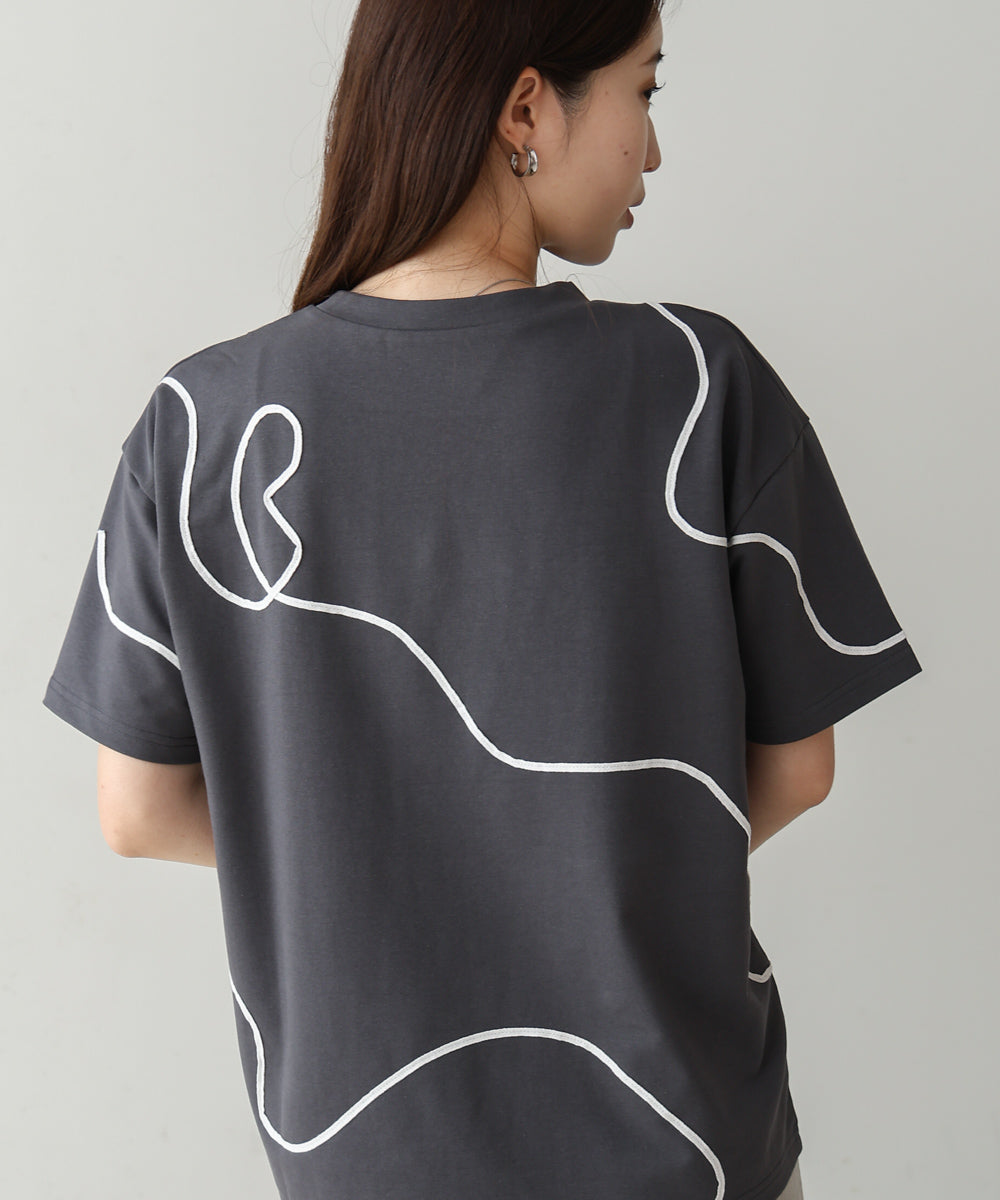 コード刺繡使いＴシャツ