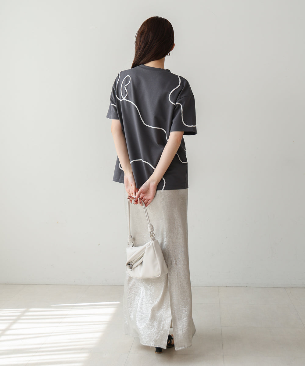 コード刺繡使いＴシャツ