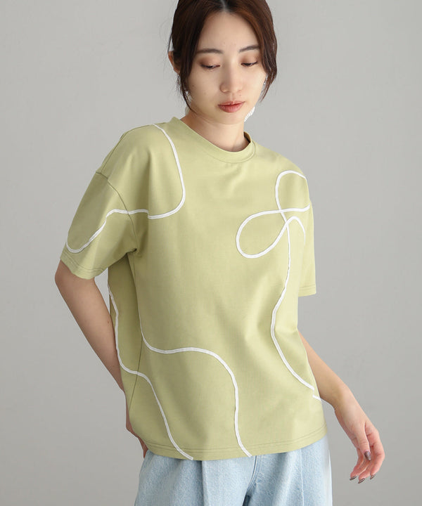 コード刺繡使いＴシャツ