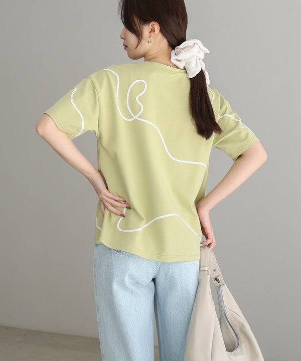 コード刺繡使いＴシャツ