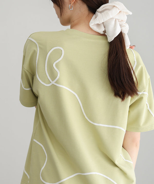 コード刺繡使いＴシャツ