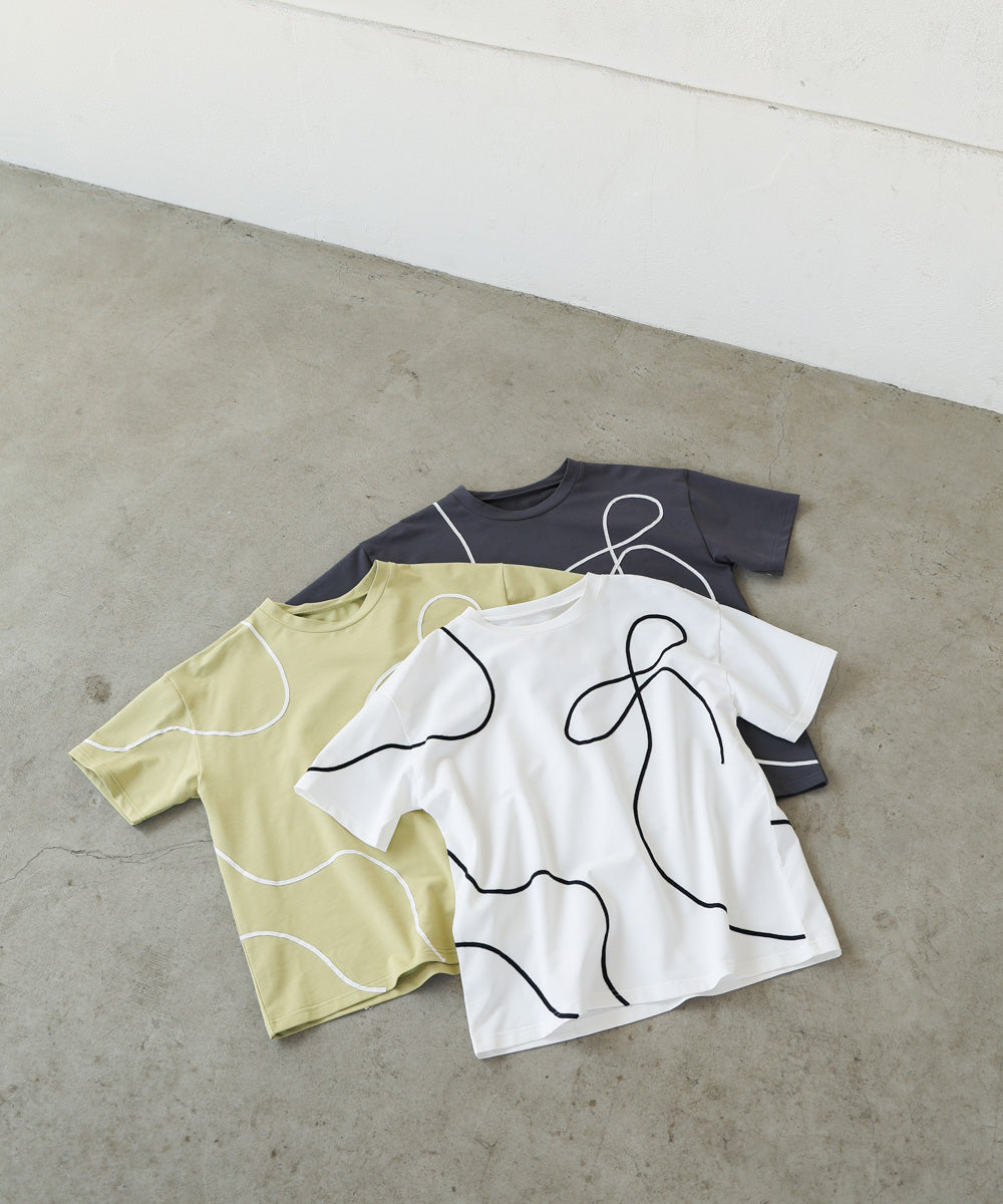 コード刺繡使いＴシャツ