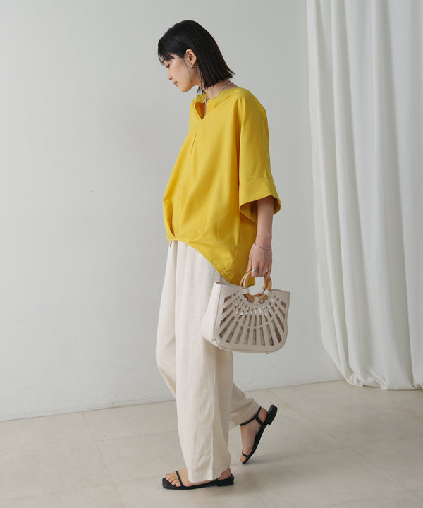 麻ライクキーネックタックスリーブブラウス［5/19発送予定］
