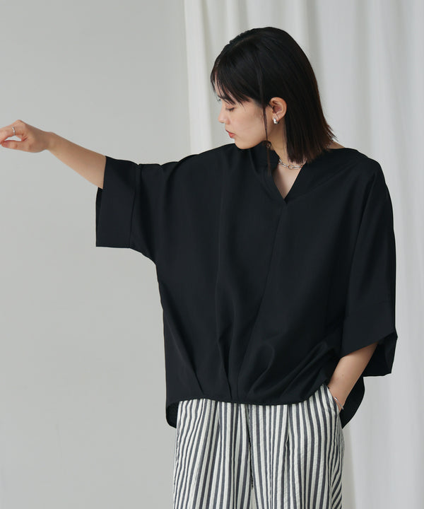 麻ライクキーネックタックスリーブブラウス［5/19発送予定］