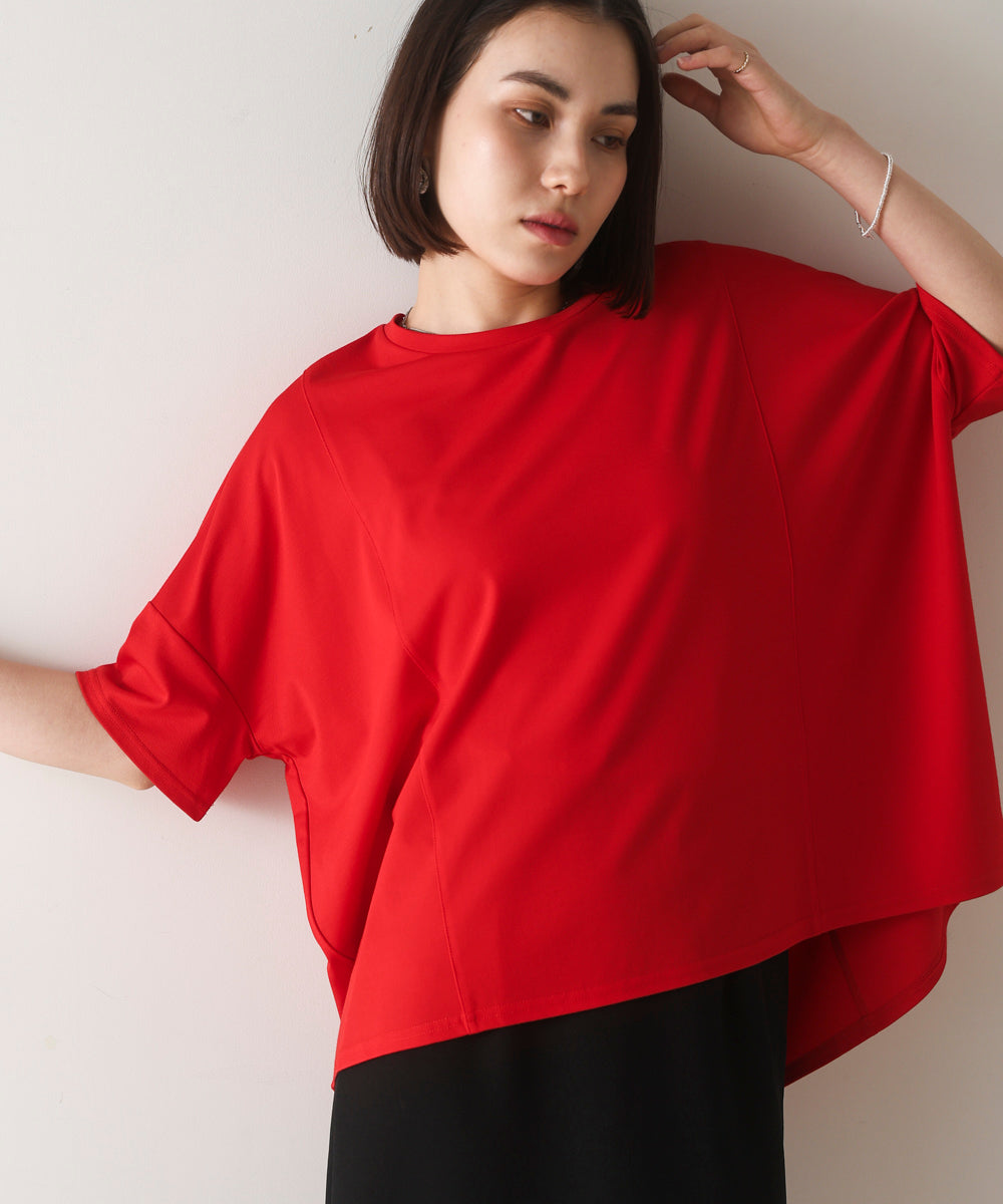 夏に嬉しい機能素材トップス