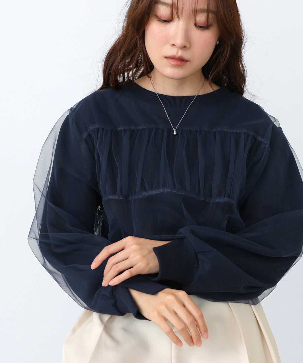 ショート丈チュールレイヤードスウェット