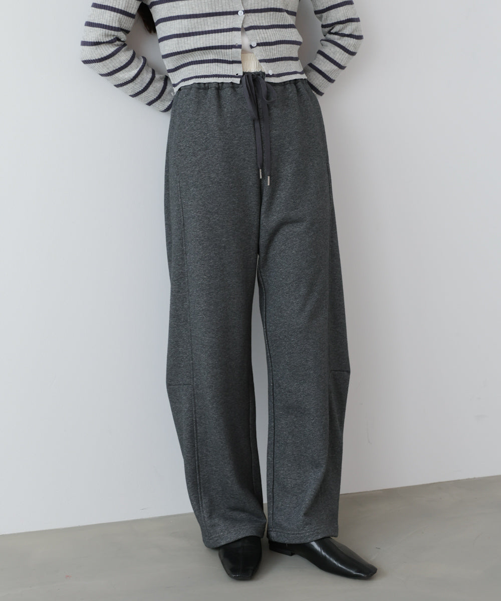 カーブシルエットスウェットパンツ