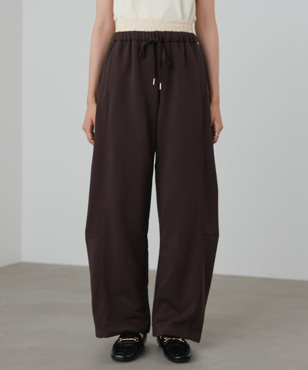 カーブシルエットスウェットパンツ