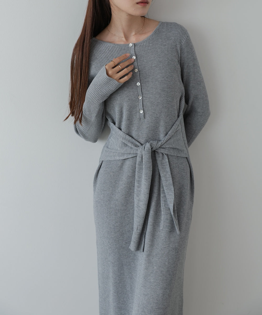 レイヤード風ウエスト結びリブニットワンピース