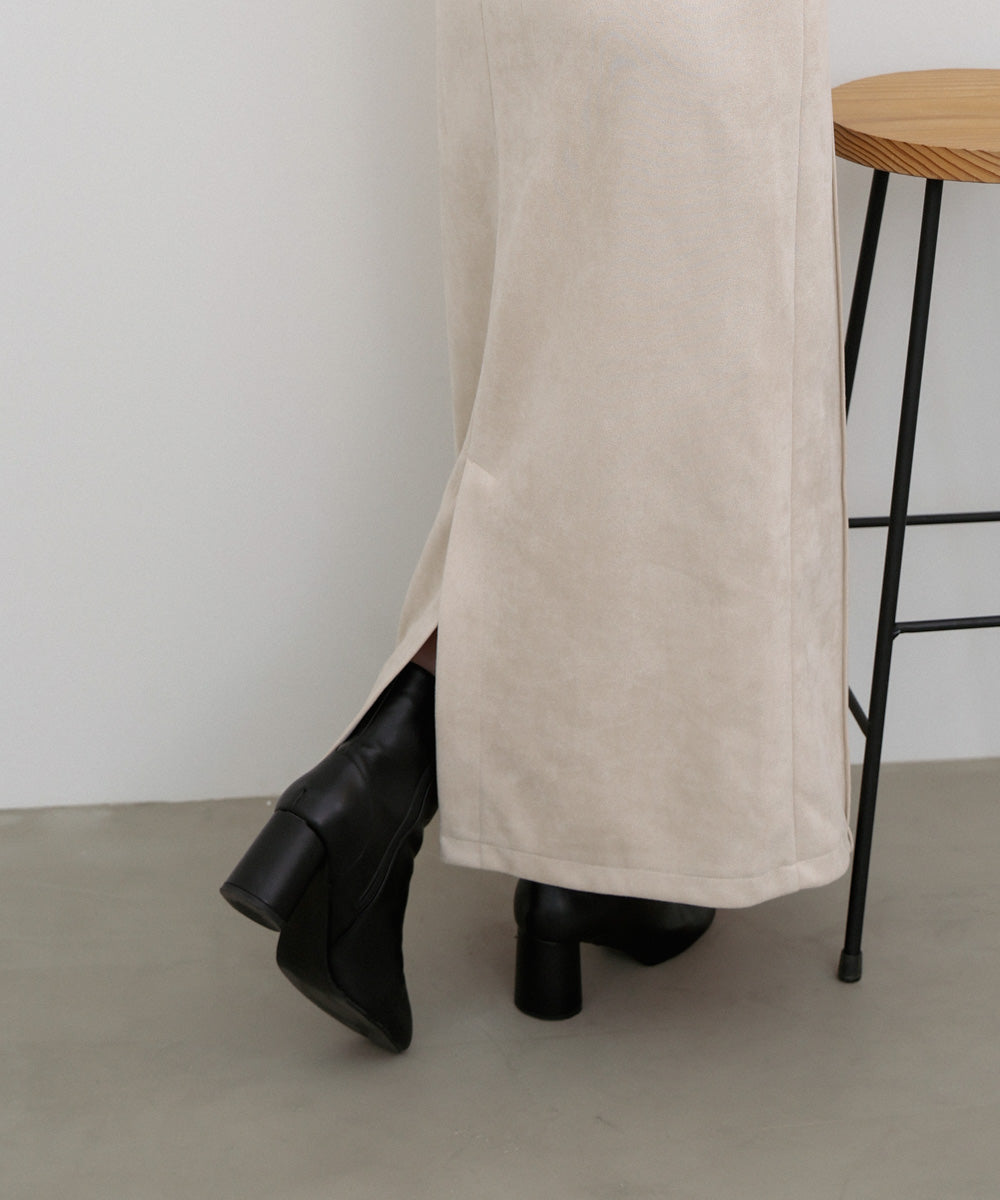 スウェードロングスカート