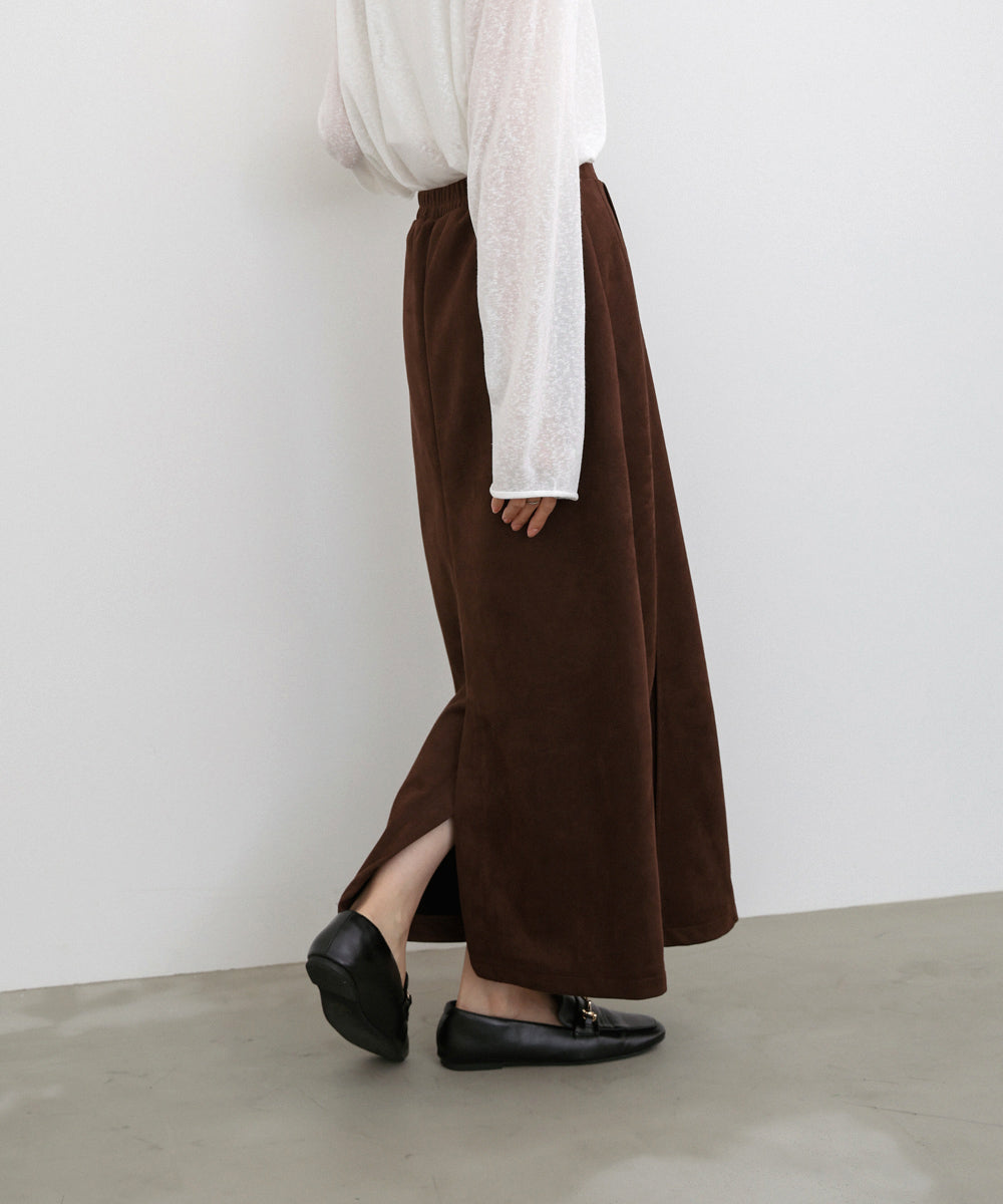 スウェードロングスカート