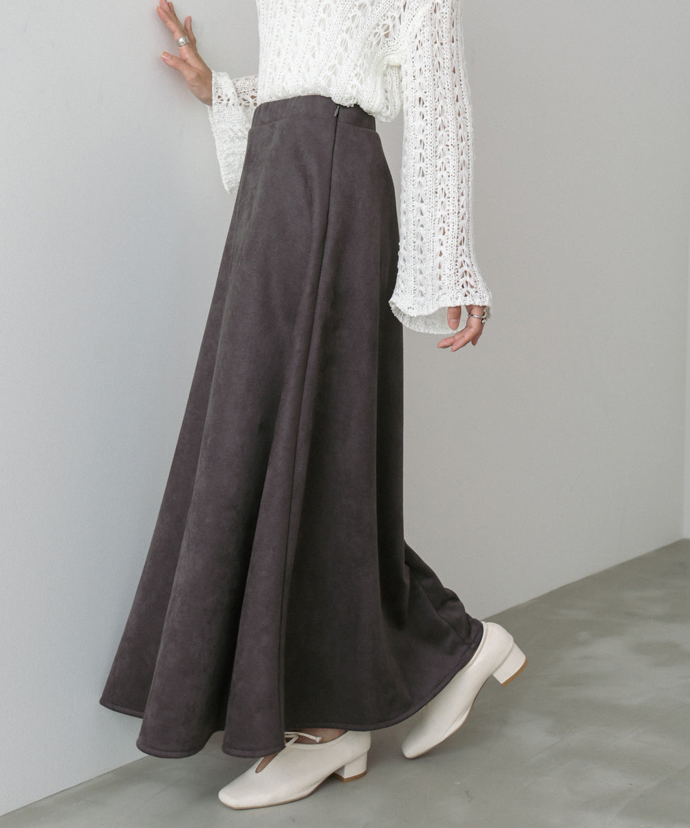 スウェードロングスカート