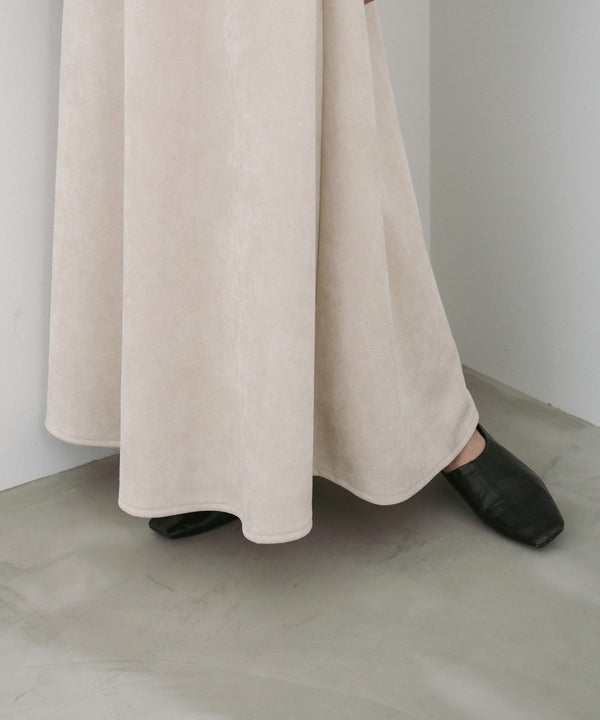 スウェードロングスカート