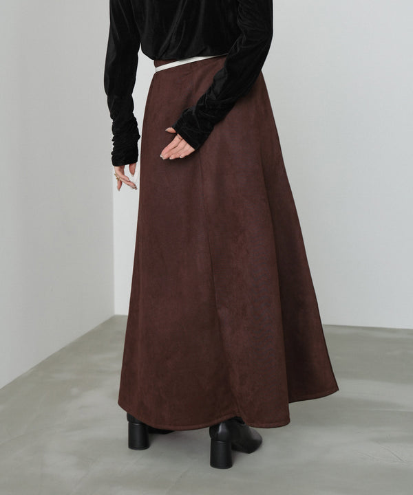 スウェードロングスカート