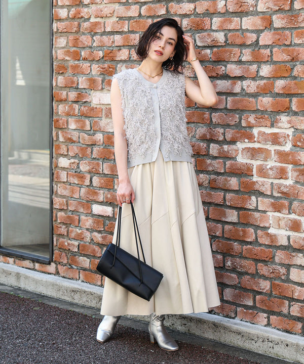 フェイクレザーフレアスカート