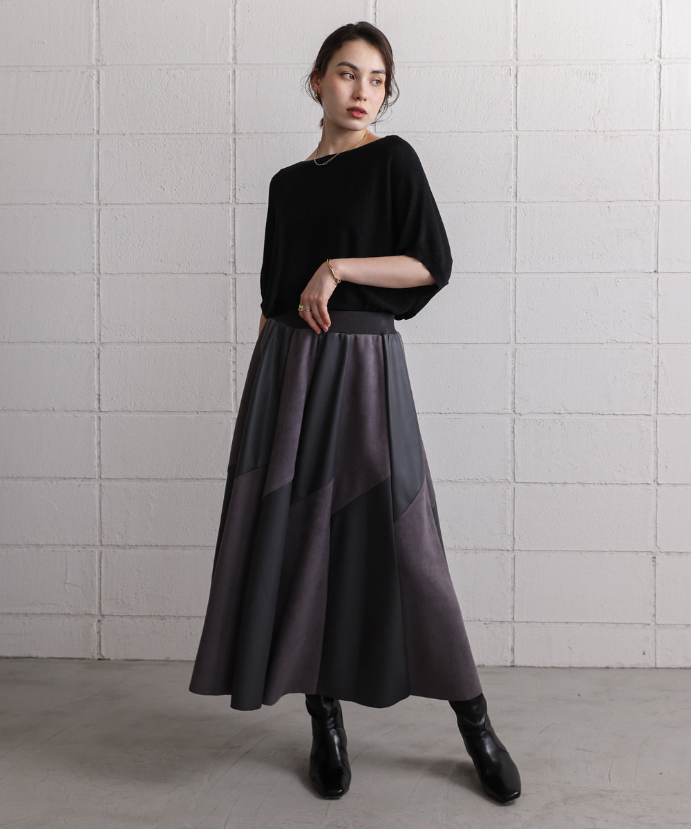 フェイクレザーフレアスカート