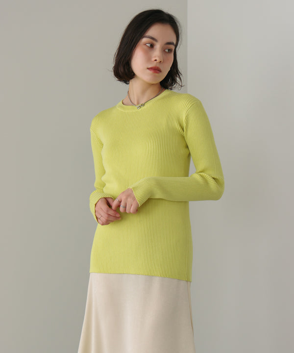 コンフォータブルエアーラウンドネックプルオーバー