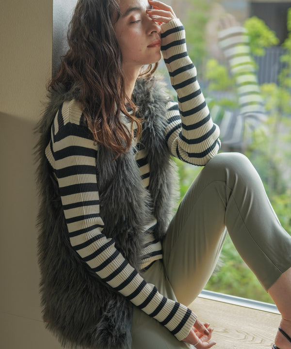 コンフォータブルエアーラウンドネックプルオーバー