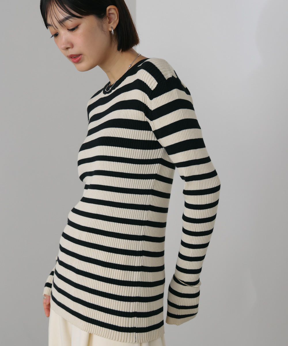 コンフォータブルエアーラウンドネックプルオーバー