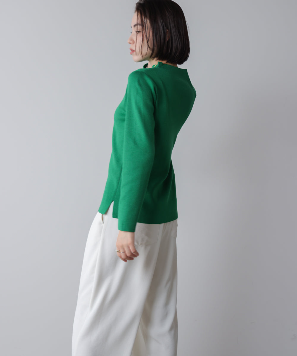 ハイネック総針ニットプルオーバー