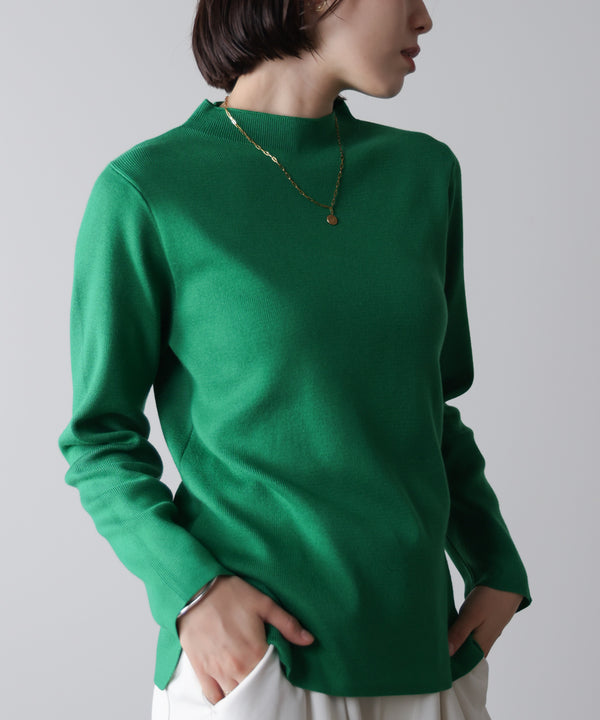 ハイネック総針ニットプルオーバー