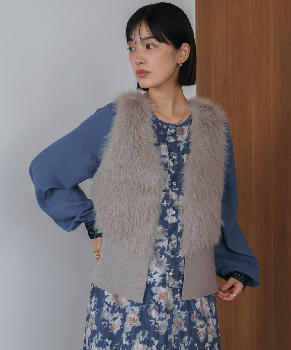 ファーコンビニットベスト