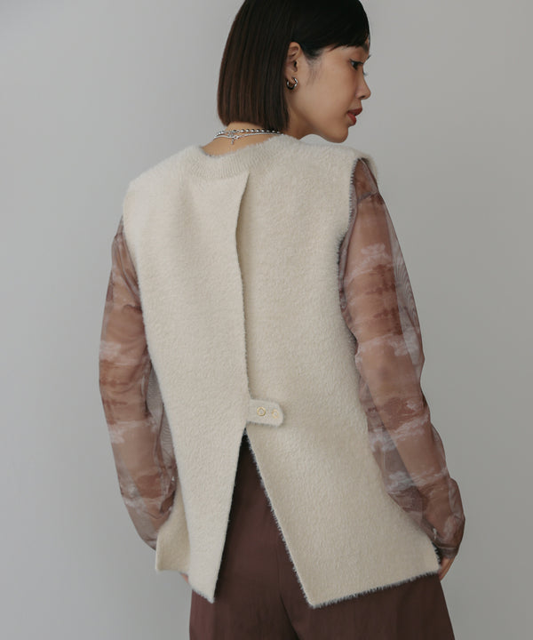 ダブルフェイスフェザースリットベスト