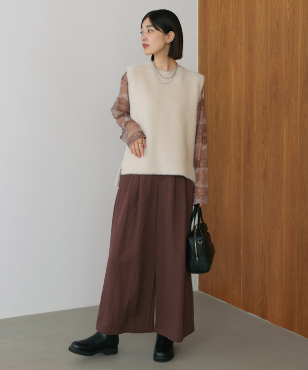 ダブルフェイスフェザースリットベスト