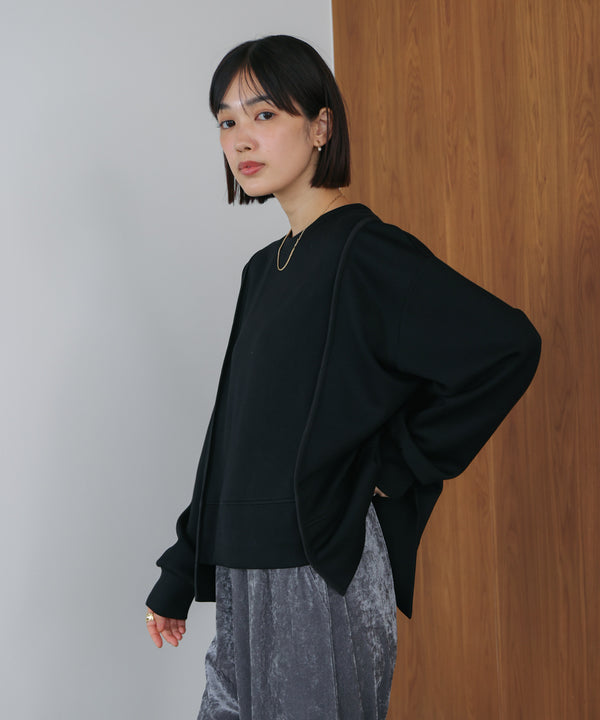 パウンドストレッチバックＺｉｐプルオーバー
