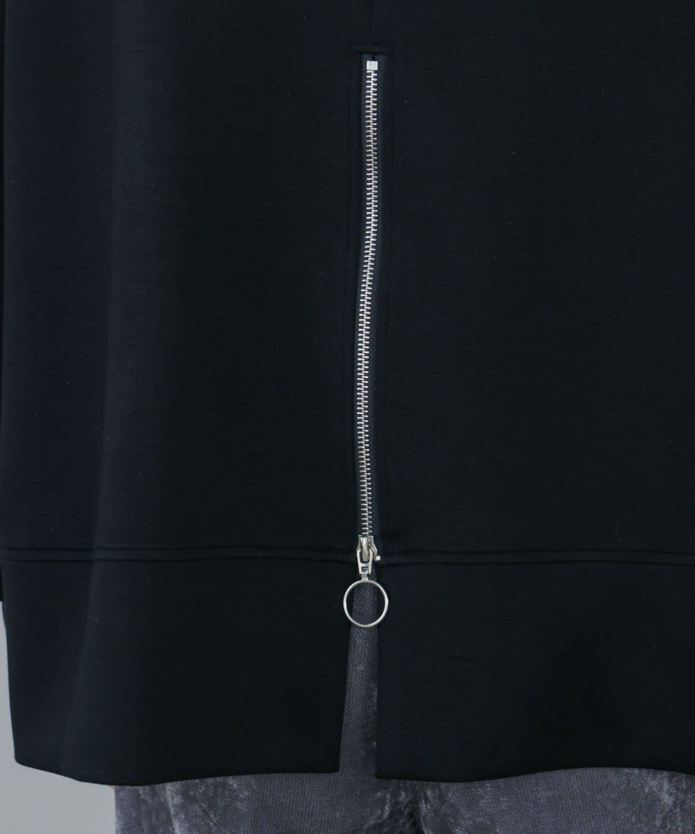 パウンドストレッチバックＺｉｐプルオーバー
