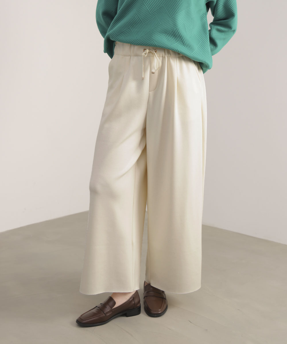 パウンドストレッチセミワイドパンツ