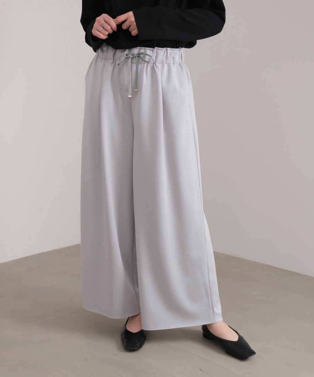 パウンドストレッチセミワイドパンツ