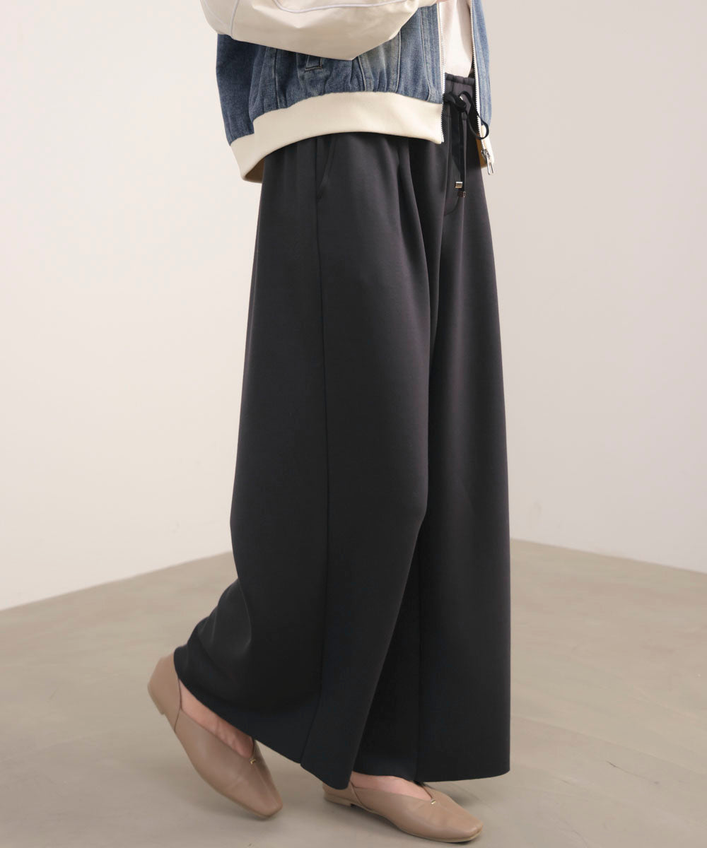 パウンドストレッチセミワイドパンツ