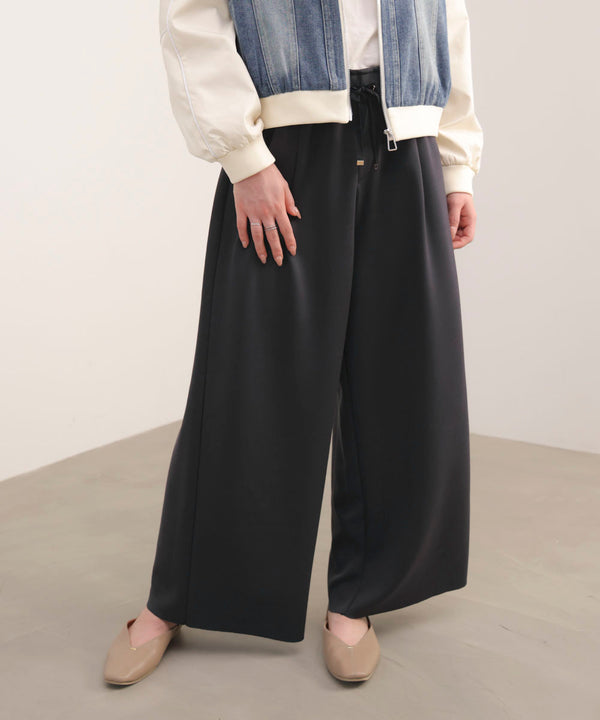 パウンドストレッチセミワイドパンツ