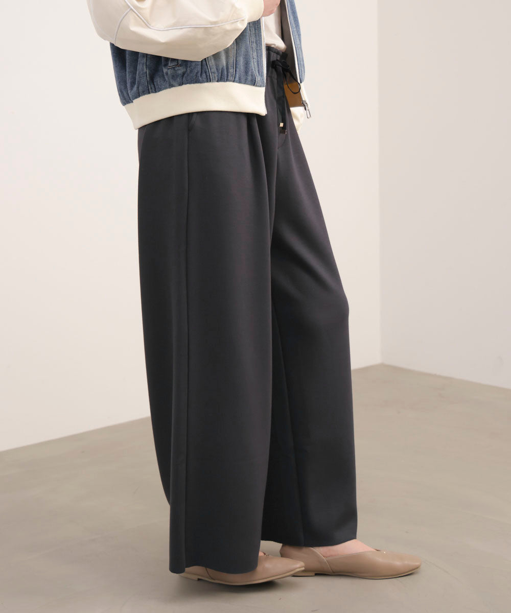 パウンドストレッチセミワイドパンツ