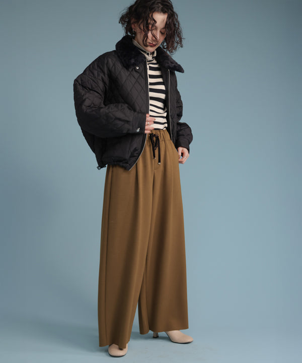 パウンドストレッチセミワイドパンツ