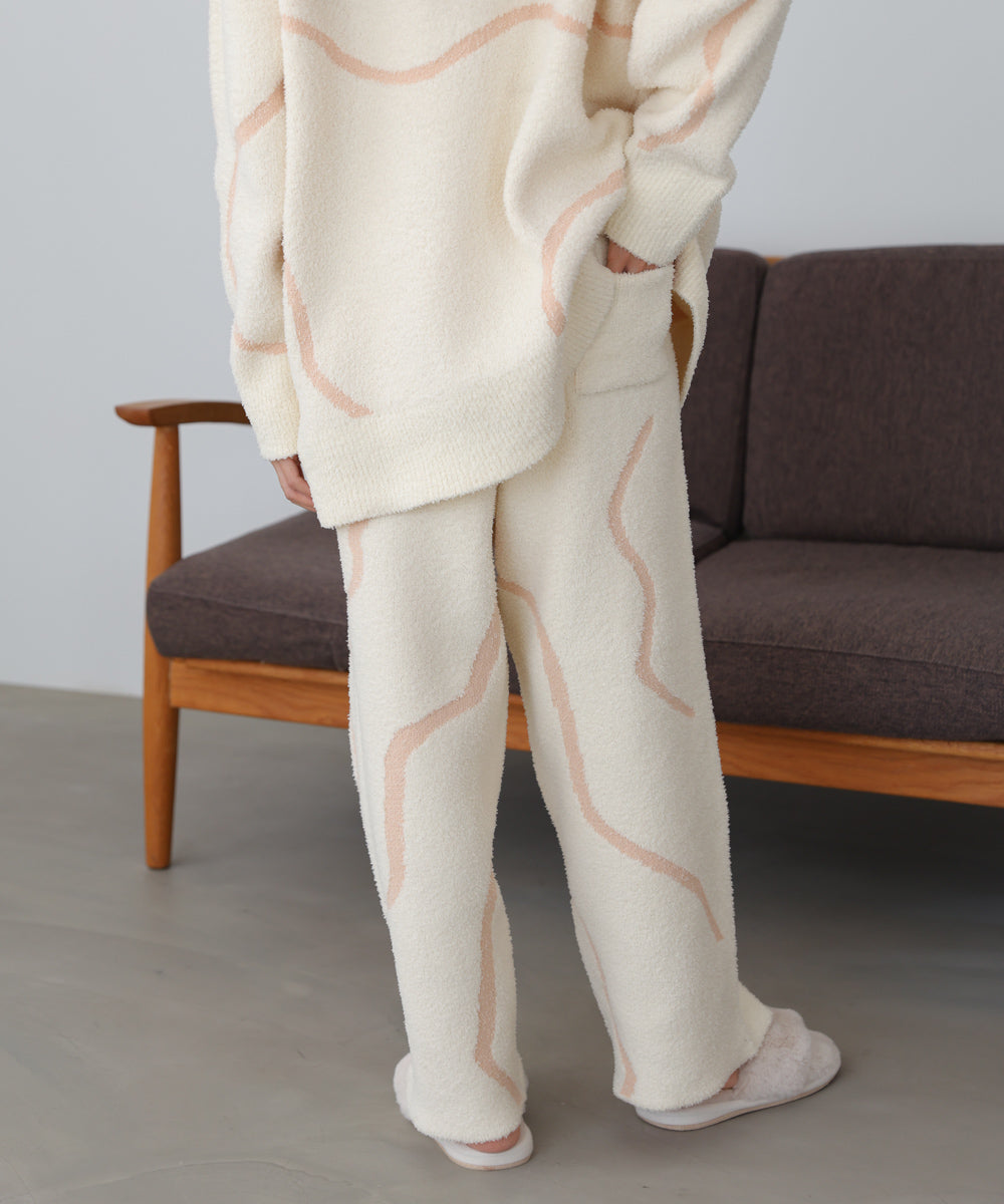 ウェーブモチーフふわもちパンツ