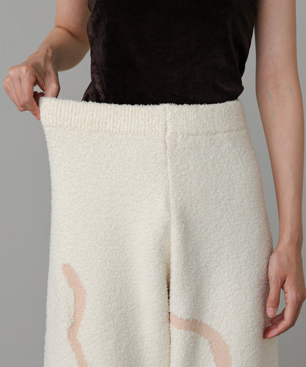 ウェーブモチーフふわもちパンツ